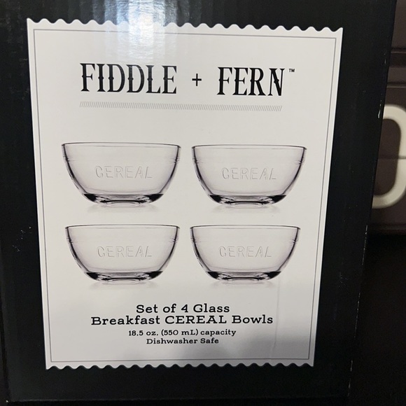 New Fiddle + Fern Set of 4 Clear Glass Breakfast “CEREAL” Bowls (Grey Box B) - Picture 4 of 7
